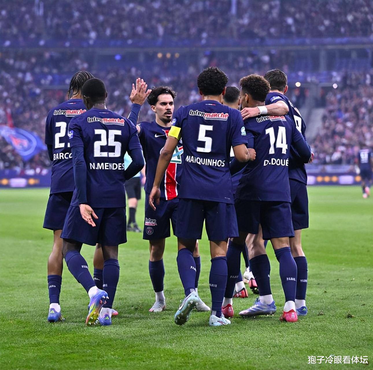 多米注册-法国球队备战国内杯赛,争夺冠军是谁